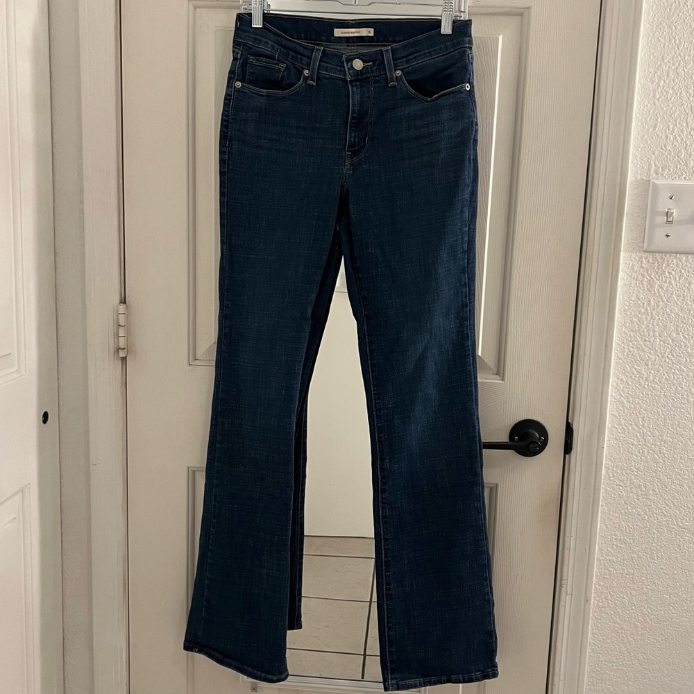 Levis Classic Bootcut
